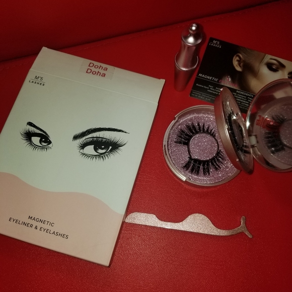 Magentic Eyelashes Set - Picture 4 of 11